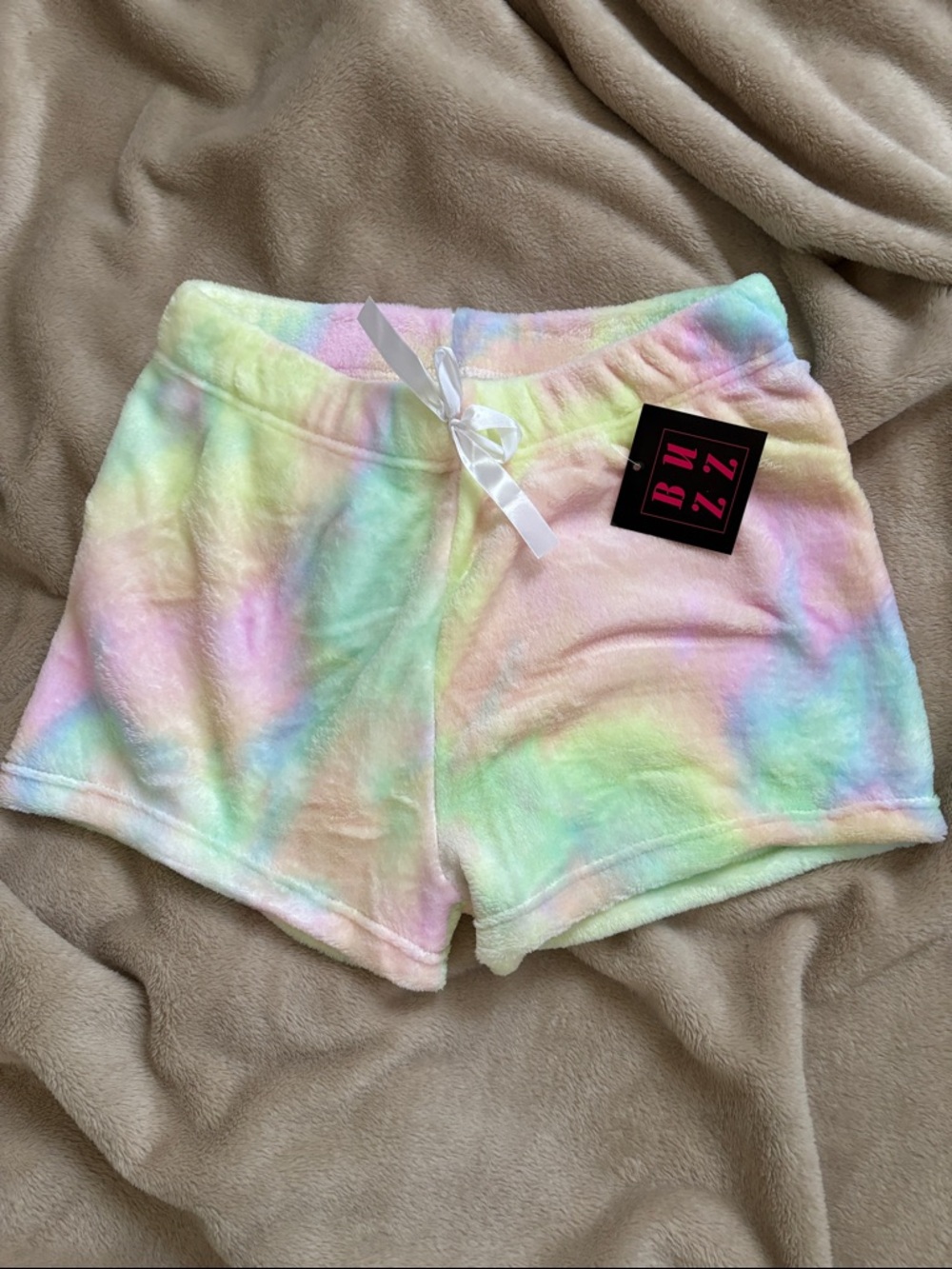 NWT Tie-Dye Plush Pastel Lounge Shorts with Drawstring in Size Large
